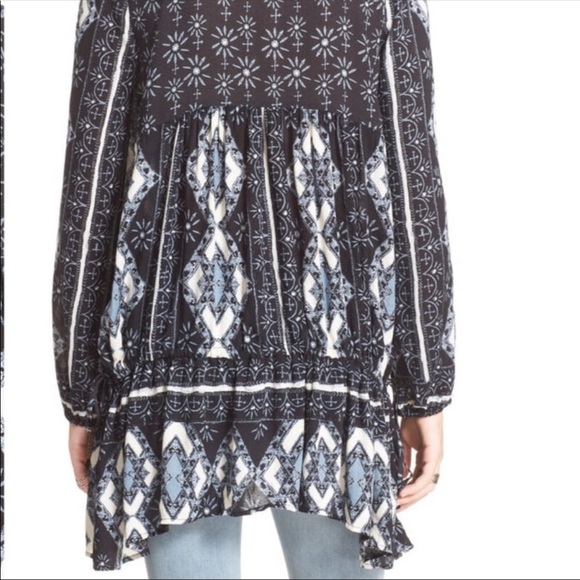 Free People | ‘Viole Bay’ V-Neck Tunic - Picture 3 of 8